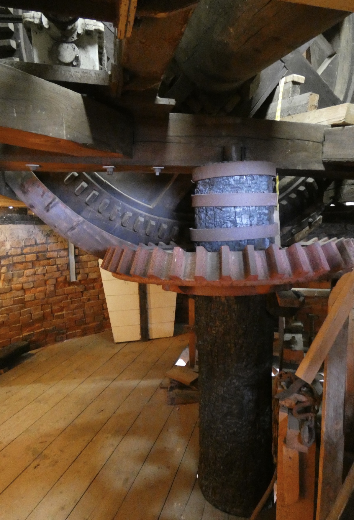 El gran engranaje principal del molino