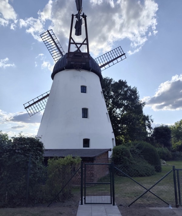 A new gate for the mill grounds
